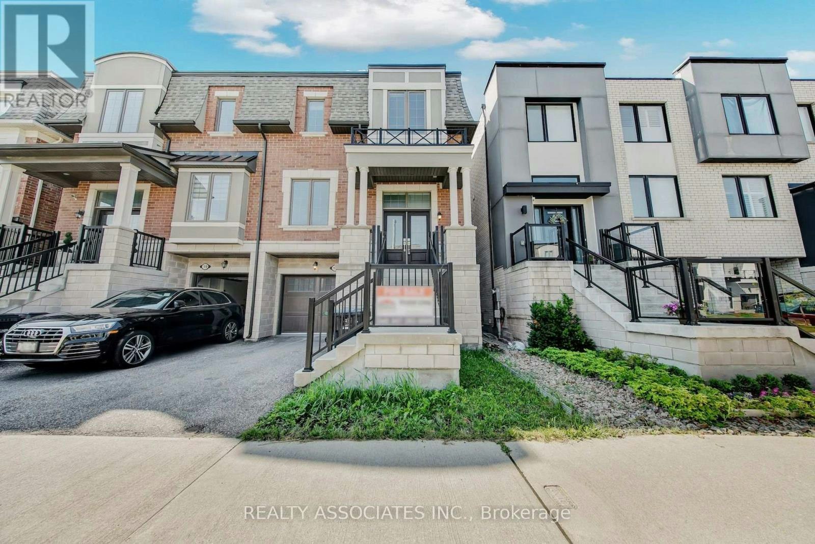 17 Vaudeville Drive, Toronto, ON, M8W 0B5
