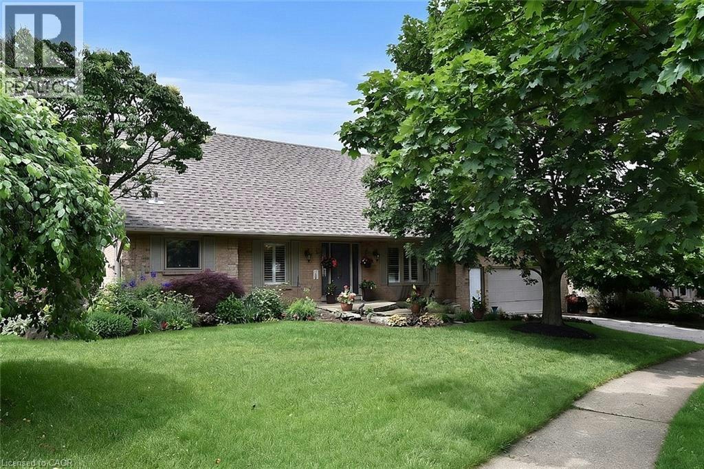 34 Howard Boulevard, Hamilton, ON, L8B 0G3