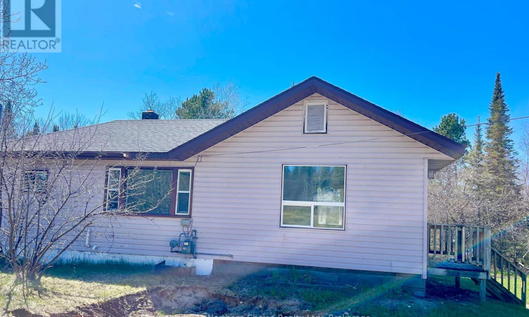 70 Armstrong Street