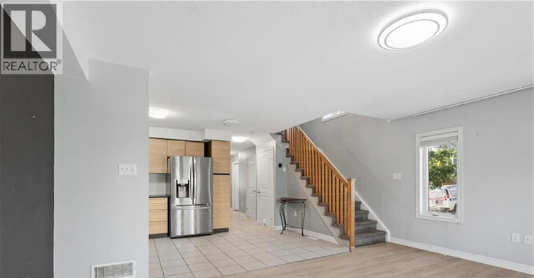 30 Kingsbury Square, Guelph, ON, N1L 0K6 - 12