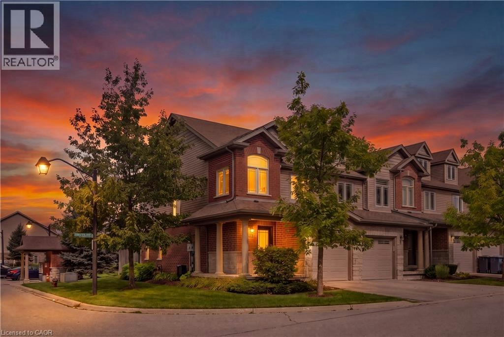 30 Kingsbury Square, Guelph, ON, N1L 0K6 - 2