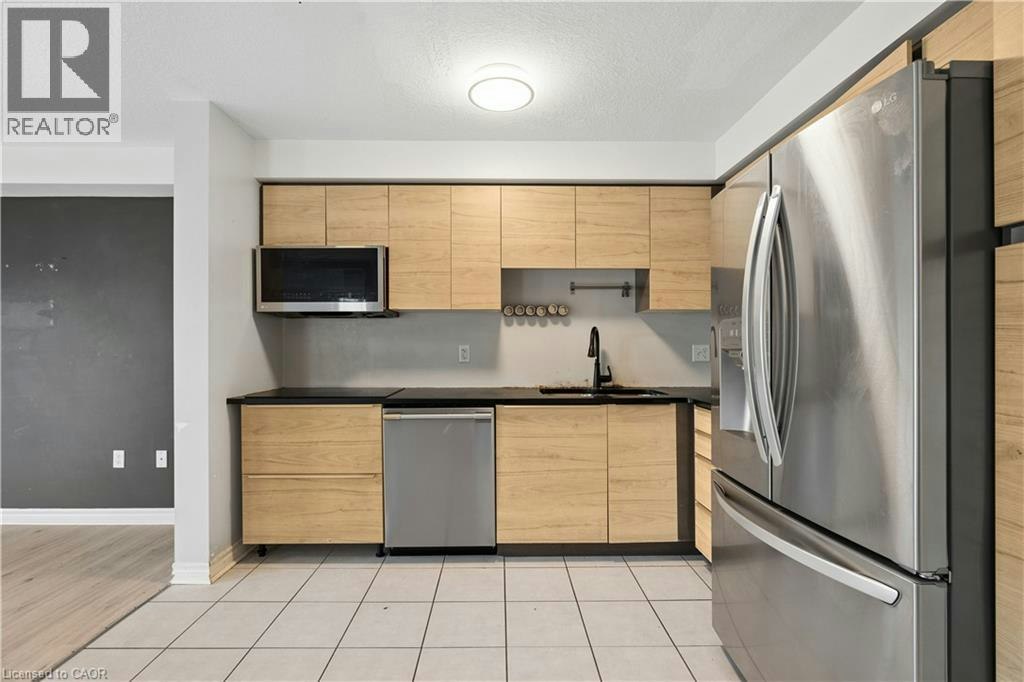 30 Kingsbury Square, Guelph, ON, N1L 0K6 - 8