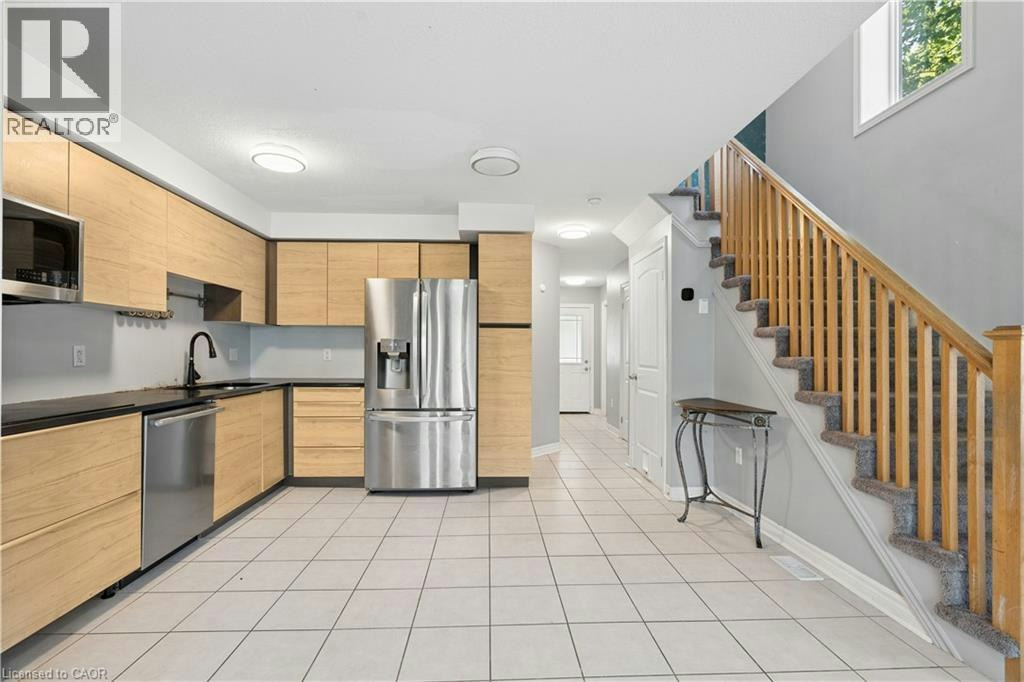 30 Kingsbury Square, Guelph, ON, N1L 0K6 - 9