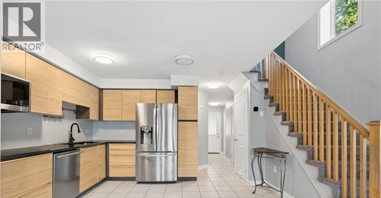 30 Kingsbury Square, Guelph, ON, N1L 0K6 - 9