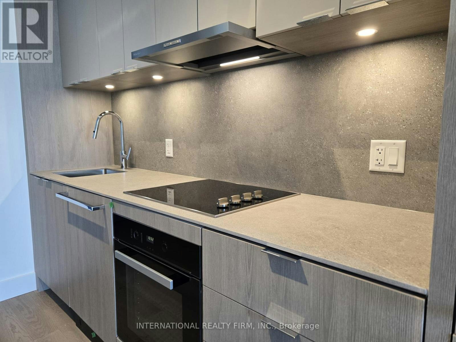 1002-6 Greenbriar Road E, Toronto, ON, M2K 1H5 - 14