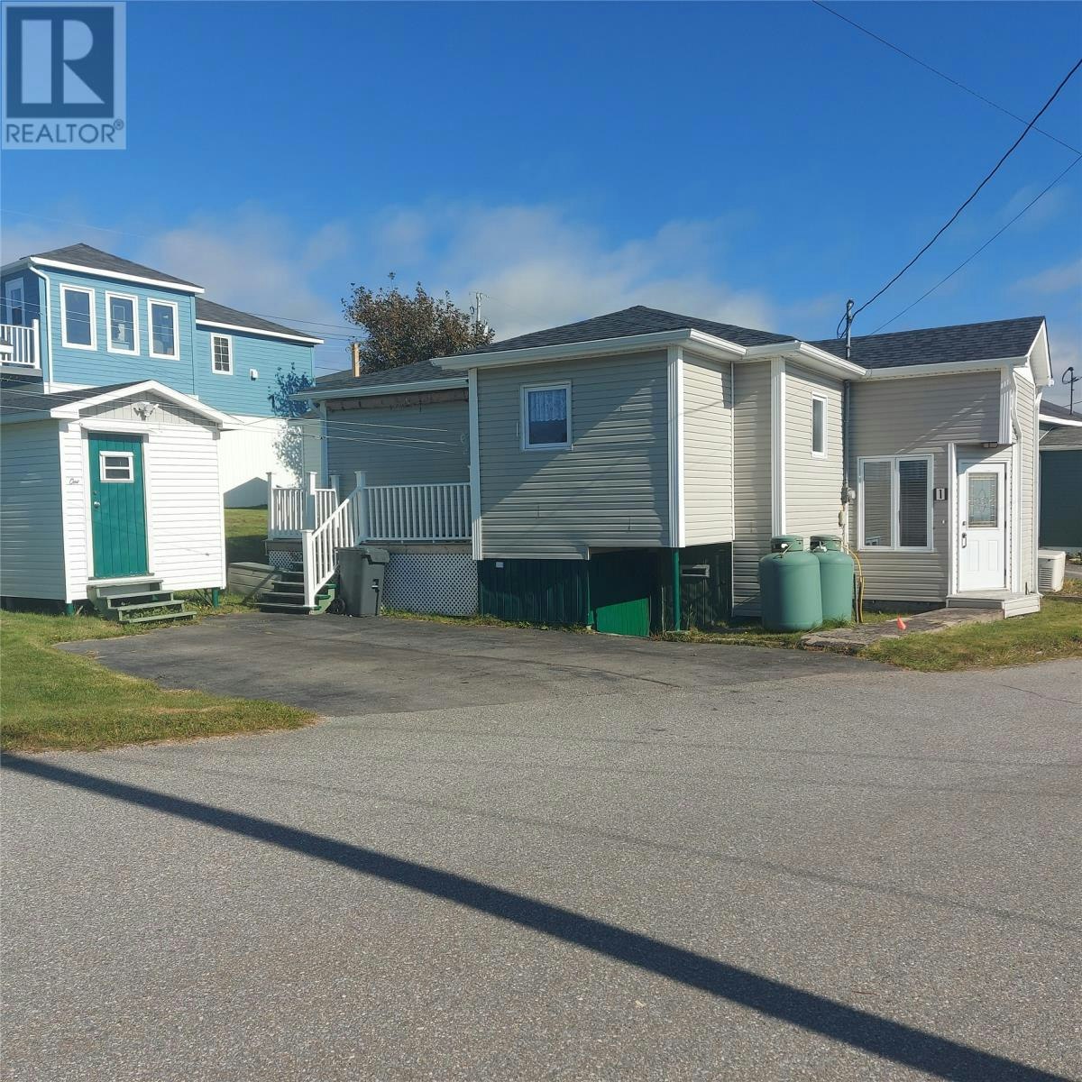 1 Second Avenue, Channel-Port aux Basques, NL, A0M 1C0