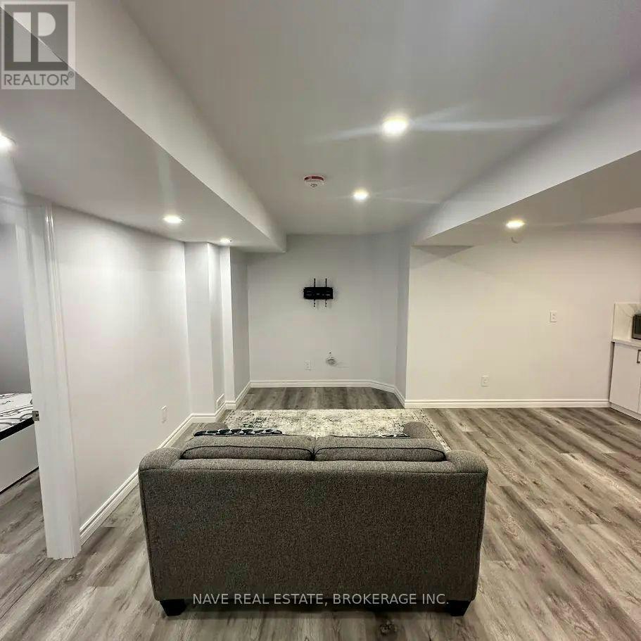 BASEMENT-2 Dumaurier Crescent, Richmond Hill, ON, L4S 1G6 - 7