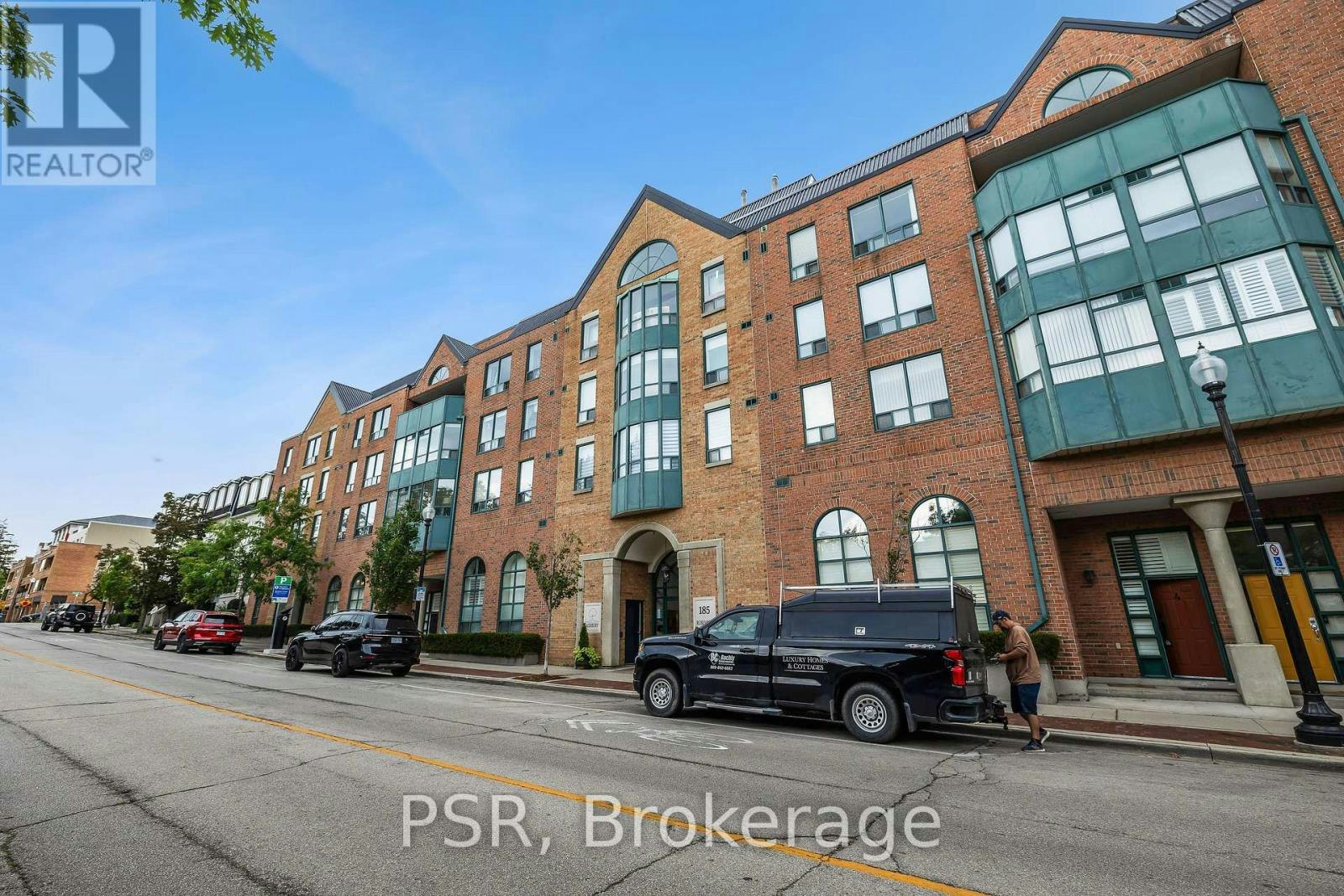 312-185 Robinson Street, Oakville, ON, L6J 7P6