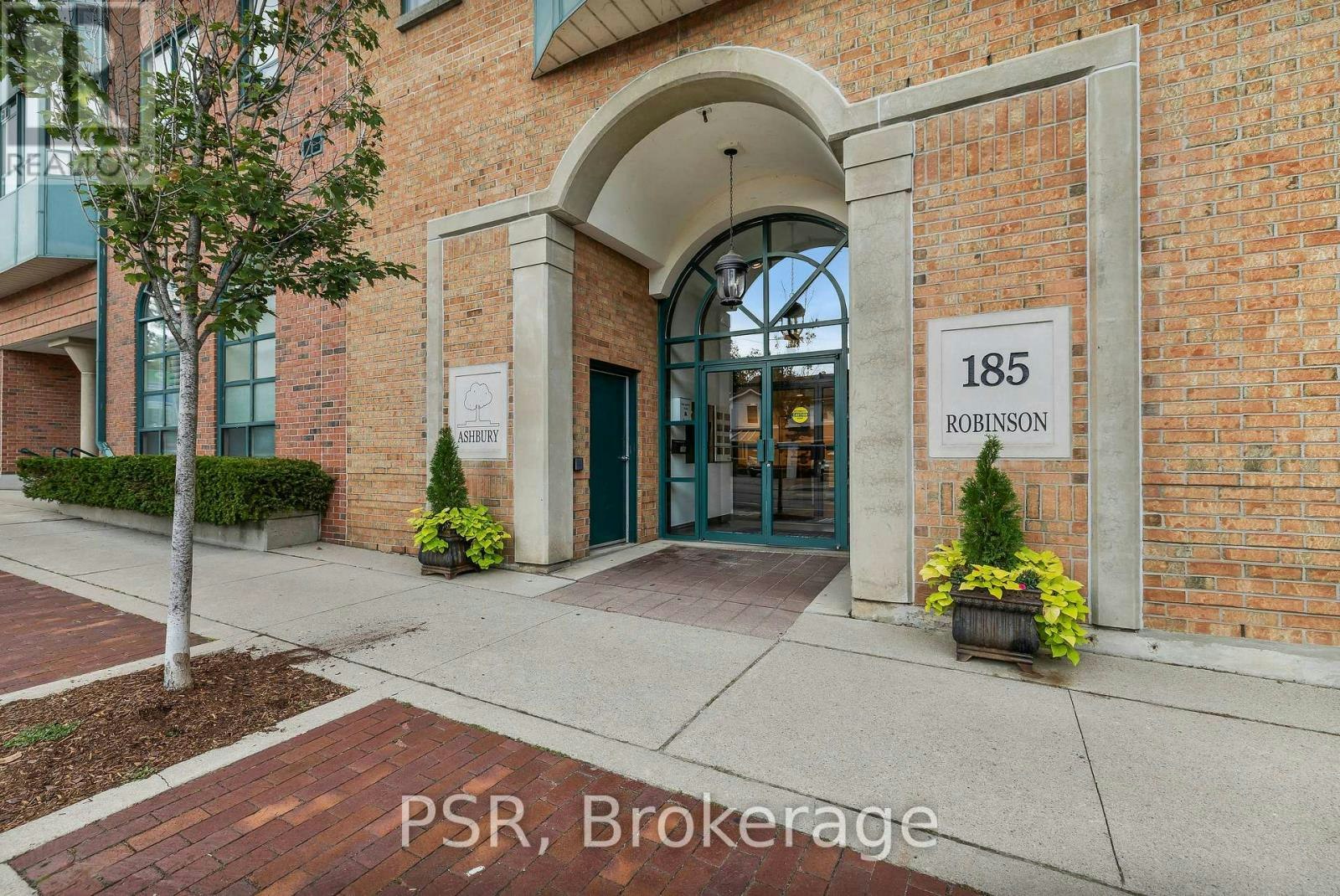 312-185 Robinson Street, Oakville, ON, L6J 7P6 - 2