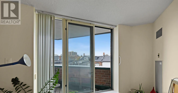 312-185 Robinson Street, Oakville, ON, L6J 7P6 - 12