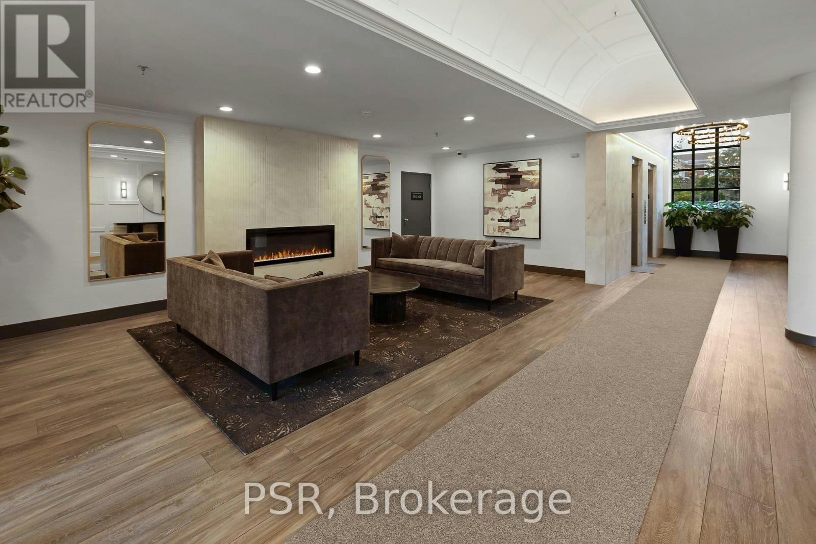 312-185 Robinson Street, Oakville, ON, L6J 7P6 - 4