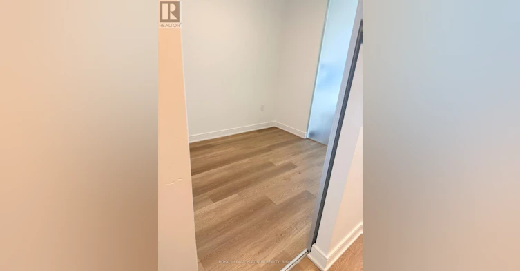 819-86 Dundas Street E, Mississauga, ON, L5A 1W4 - 4