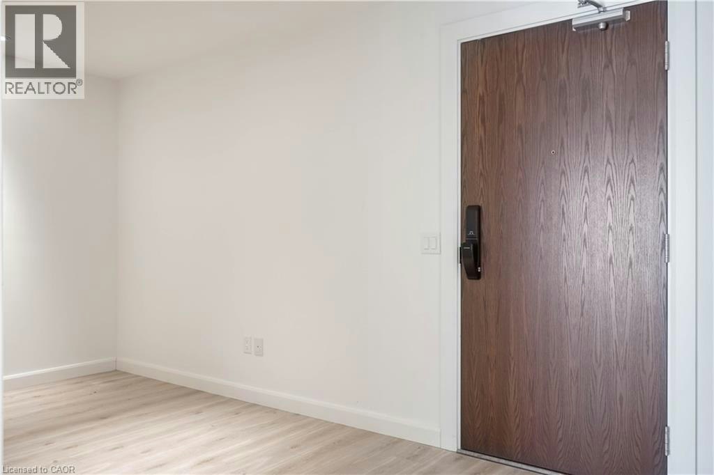 201-741 King Street W, Kitchener, ON, N2G 4K9 - 5