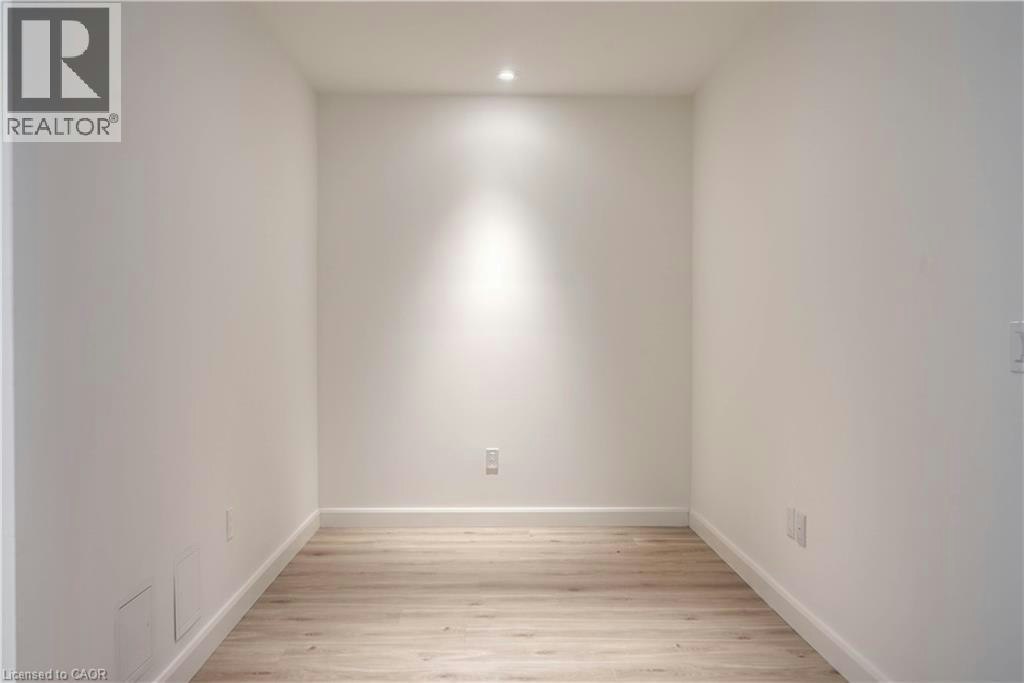 201-741 King Street W, Kitchener, ON, N2G 4K9 - 6