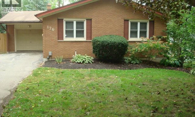 126 Avondale Road