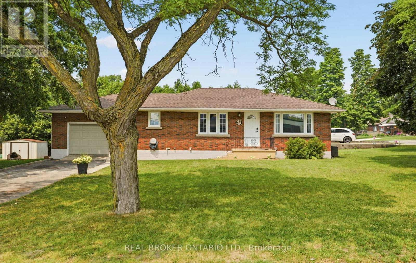 45 Argyle Avenue, Norfolk County, ON, N4B 1J4