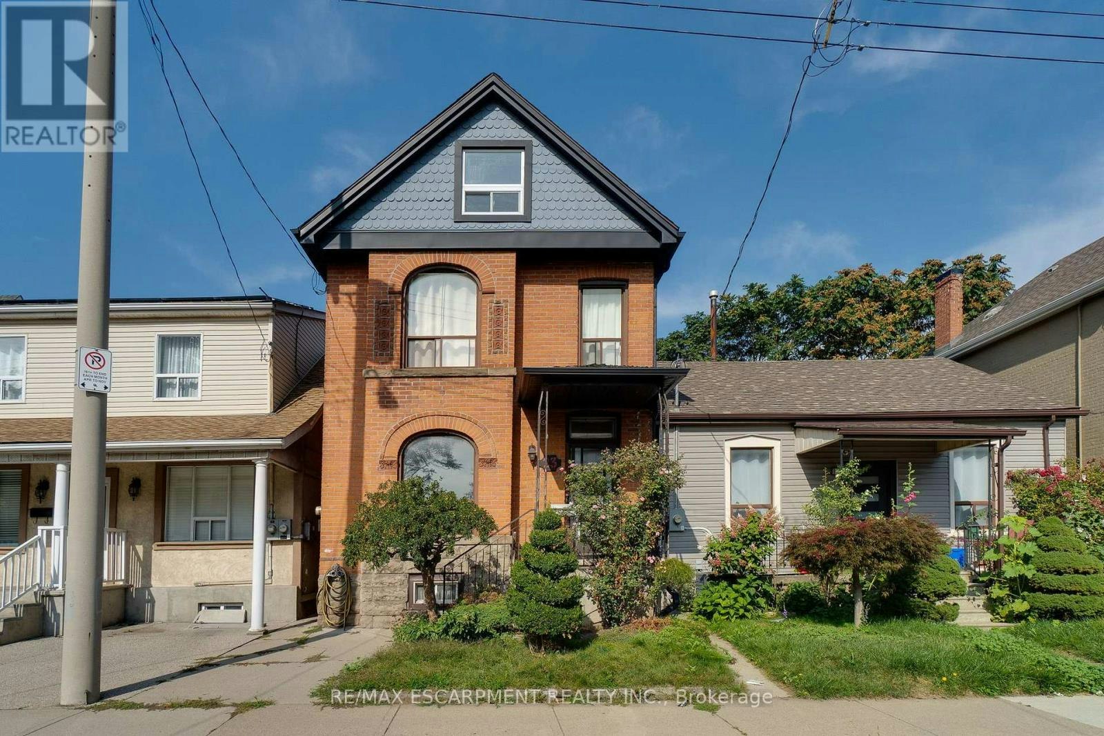 23 Oak Avenue, Hamilton, ON, L8L 5M7