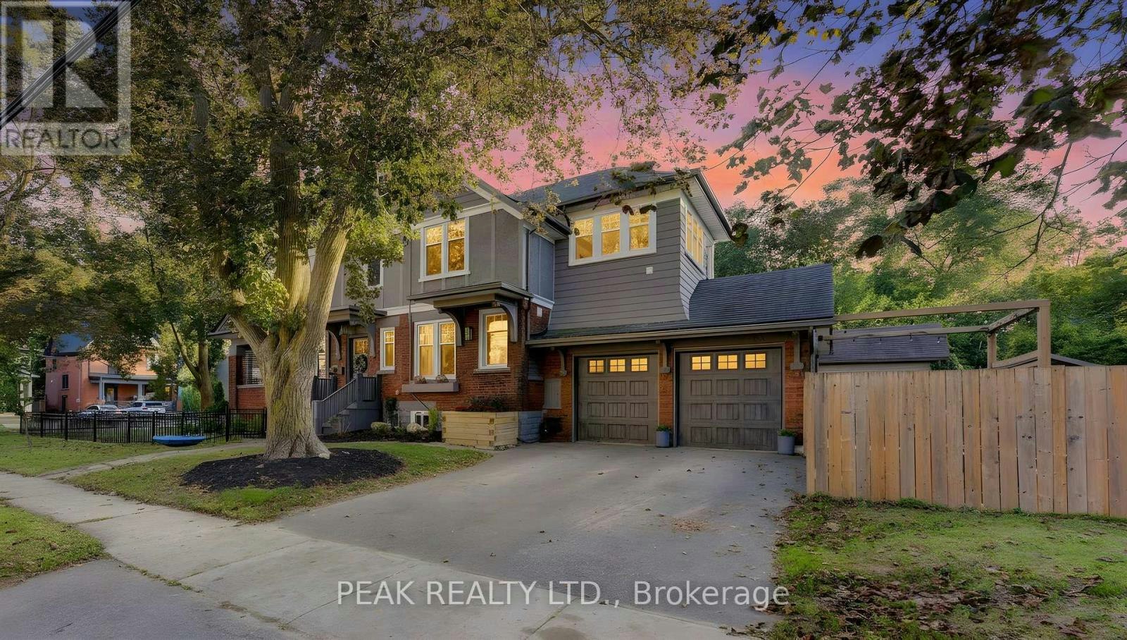 64 William Street W, Waterloo, ON, N2L 1J7