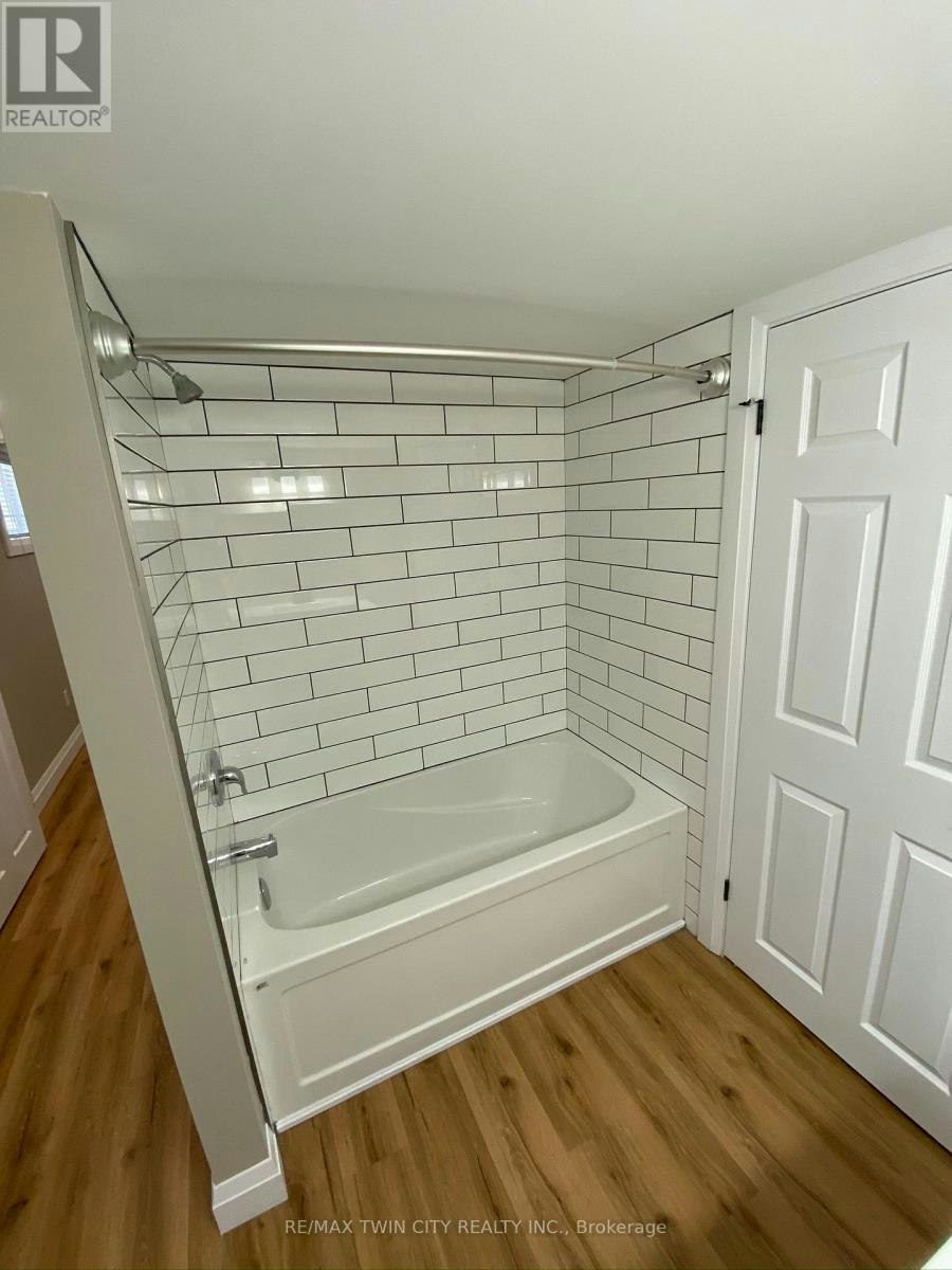 BASEMENT-25 Hickery Place, Brantford, ON, N3S 3C7 - 7