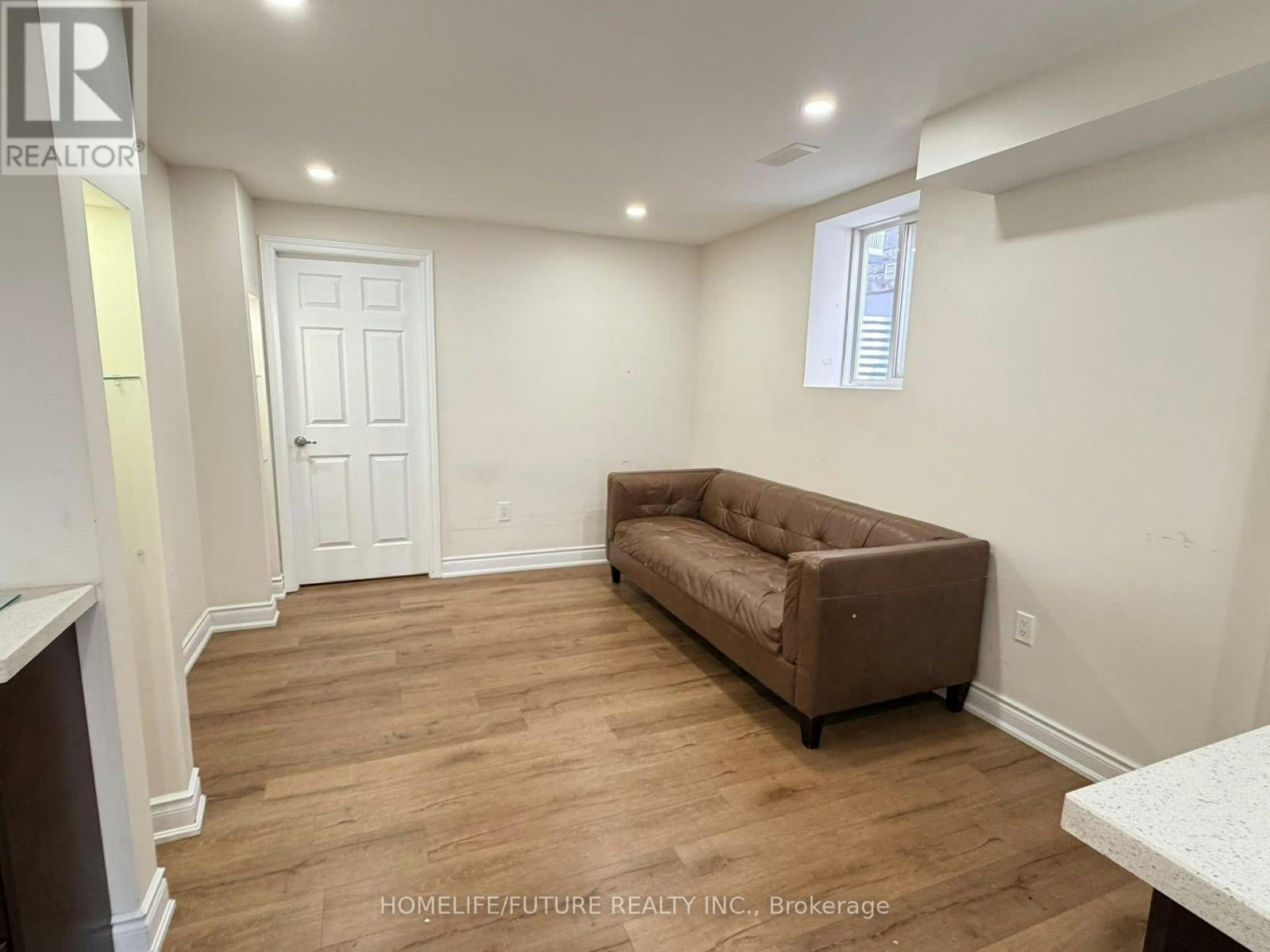 BSMT-61 Wideman Boulevard, Guelph, ON, N1E 0H9 - 16