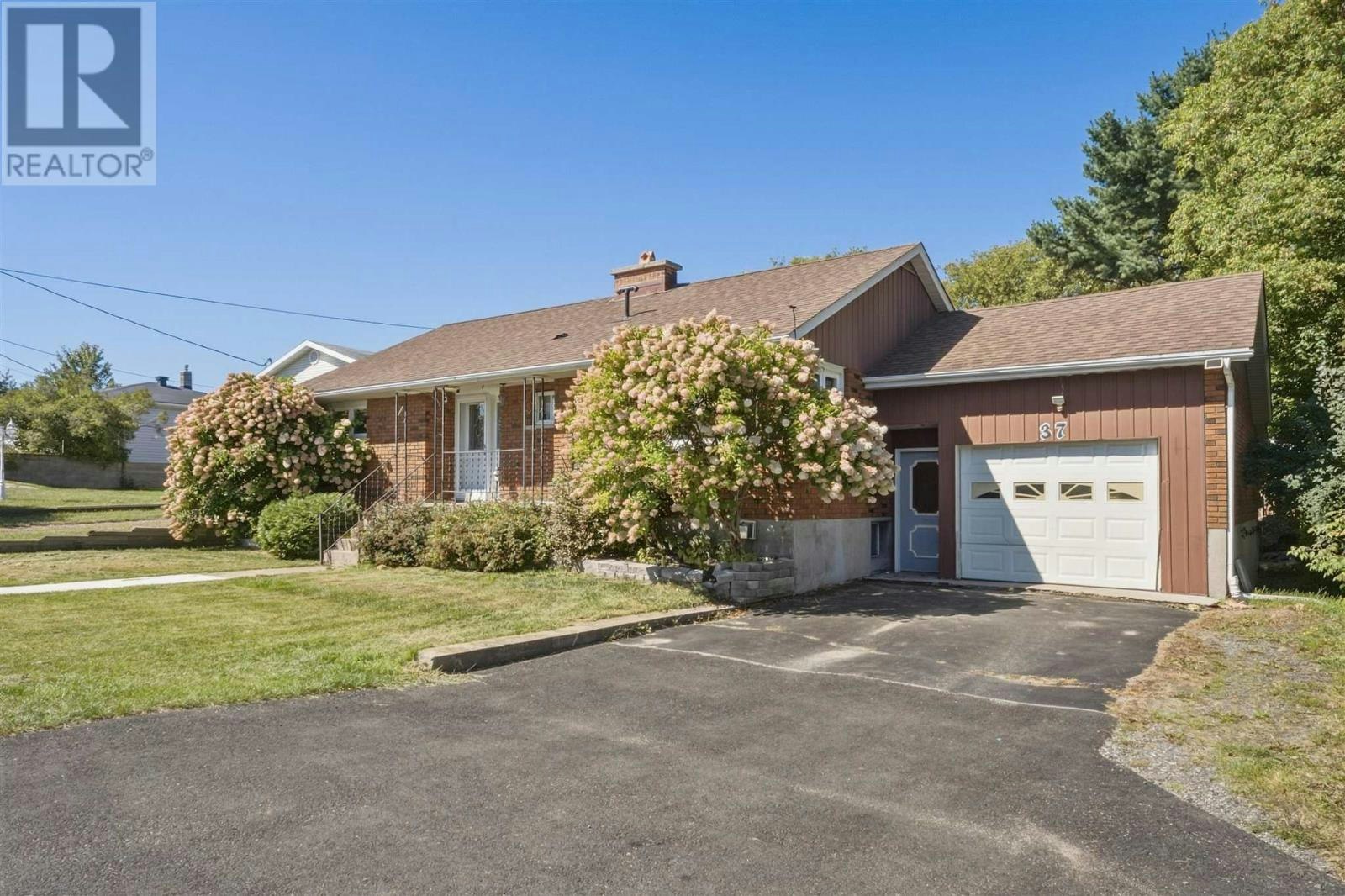 37 Huron Avenue, Blind River, ON, P0R 1B0