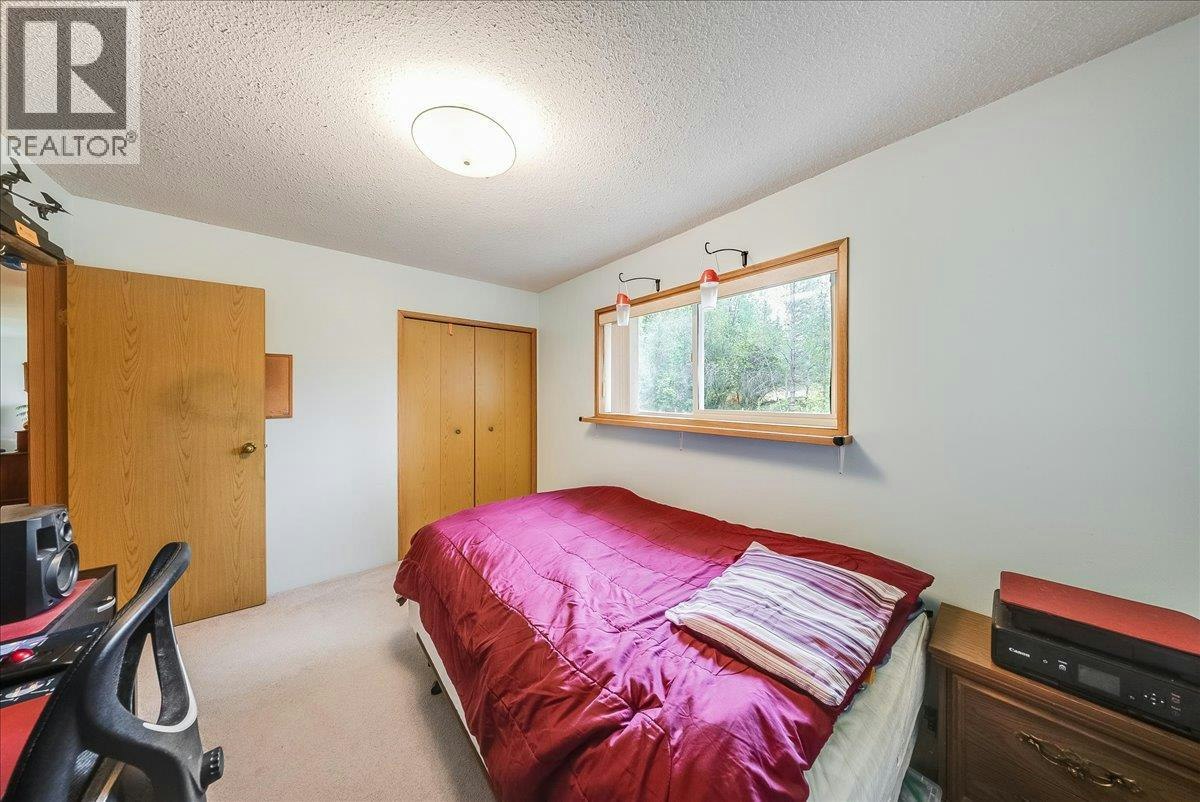 1764 Green Road, Fruitvale, BC, V0G 1L1 - 35