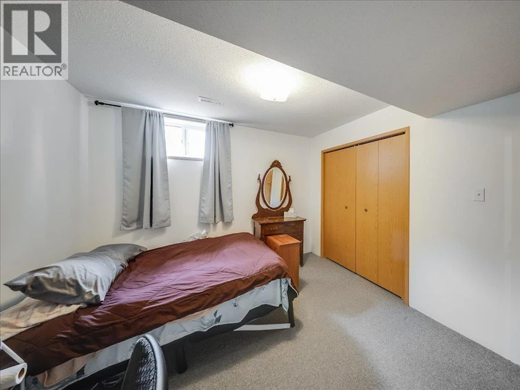 1764 Green Road, Fruitvale, BC, V0G 1L1 - 42