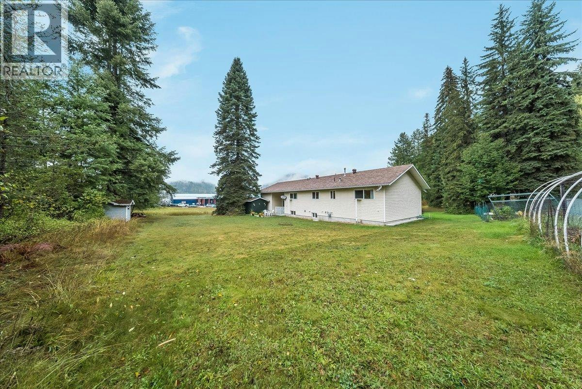 1764 Green Road - 4