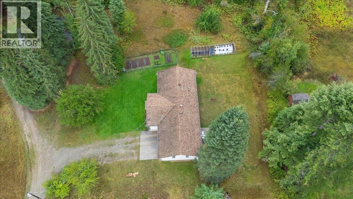 1764 Green Road, Fruitvale, BC, V0G 1L1 - 68
