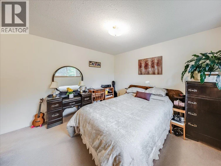 1764 Green Road, Fruitvale, BC, V0G 1L1 - 29