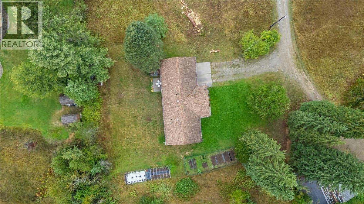 1764 Green Road, Fruitvale, BC, V0G 1L1 - 63