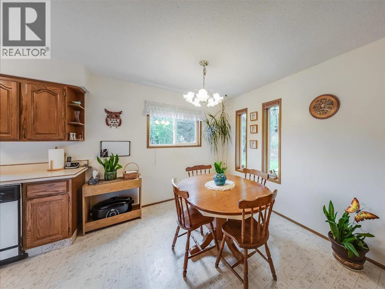 1764 Green Road, Fruitvale, BC, V0G 1L1 - 23