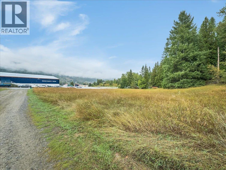 1764 Green Road, Fruitvale, BC, V0G 1L1 - 60