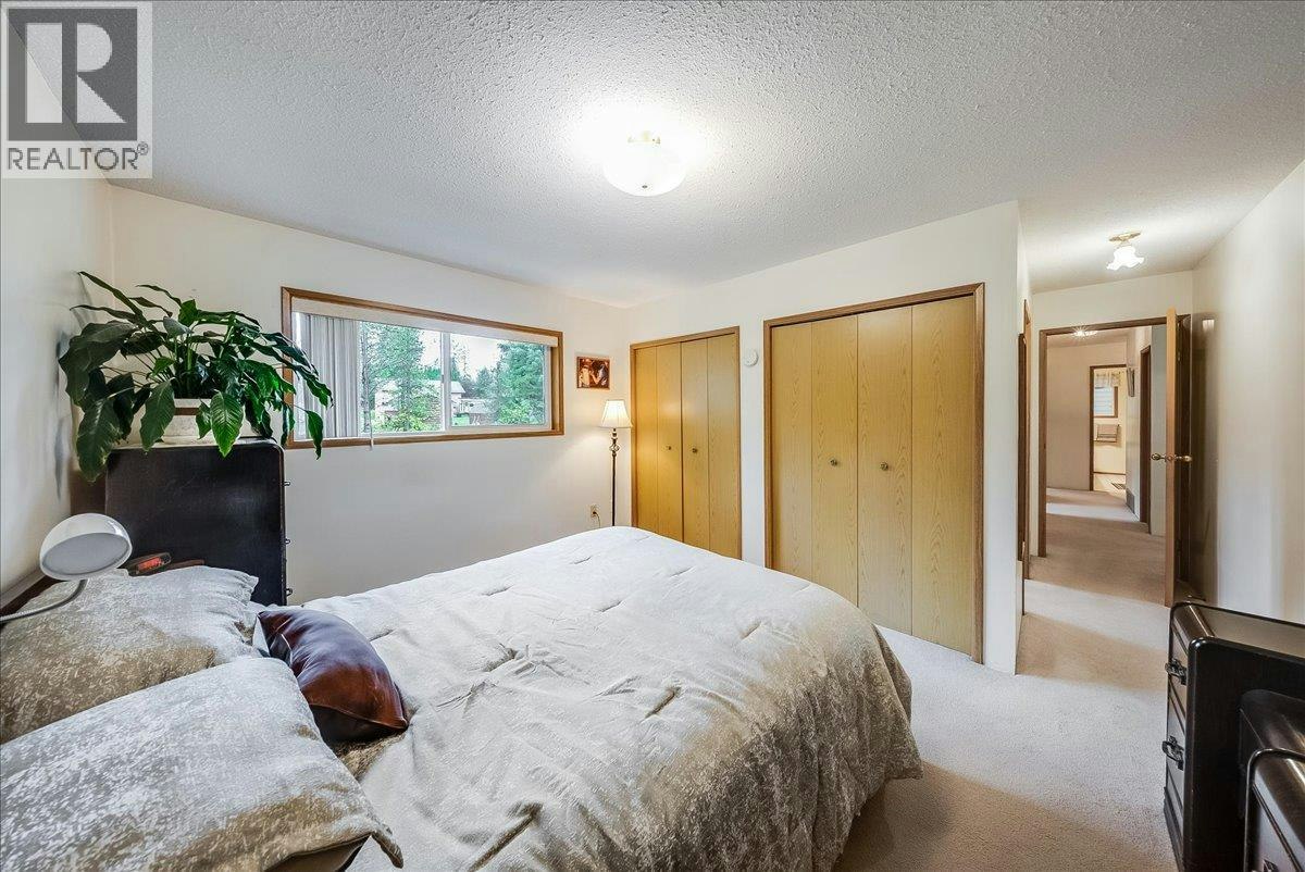 1764 Green Road, Fruitvale, BC, V0G 1L1 - 28