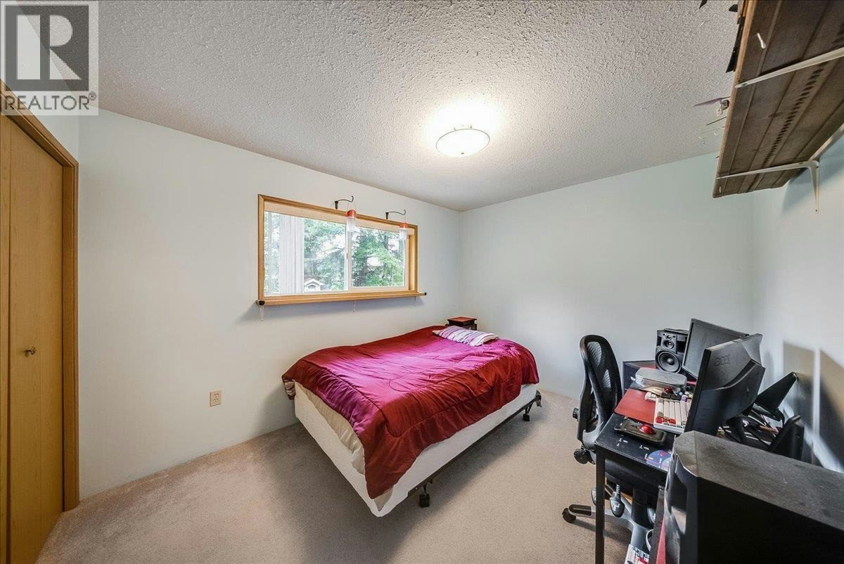 1764 Green Road, Fruitvale, BC, V0G 1L1 - 34