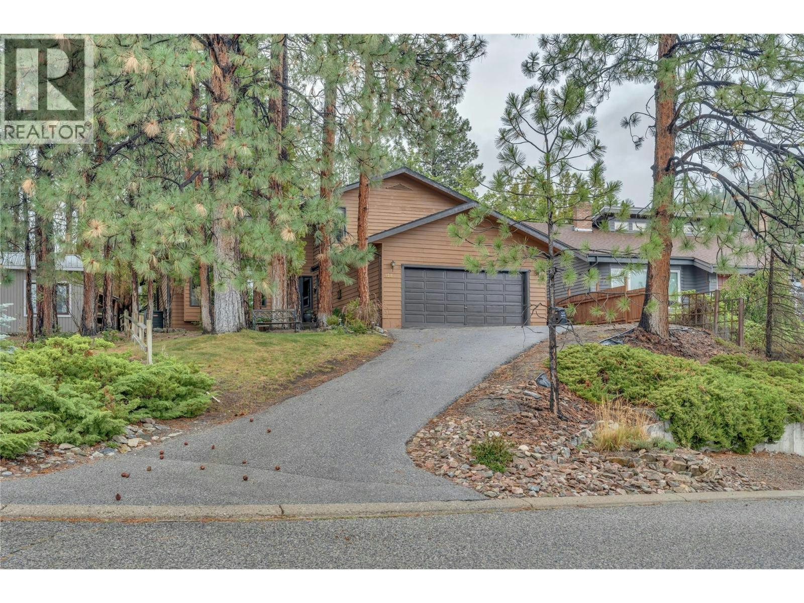 128 Ponderosa Place, Penticton, BC, V2A 7Y8