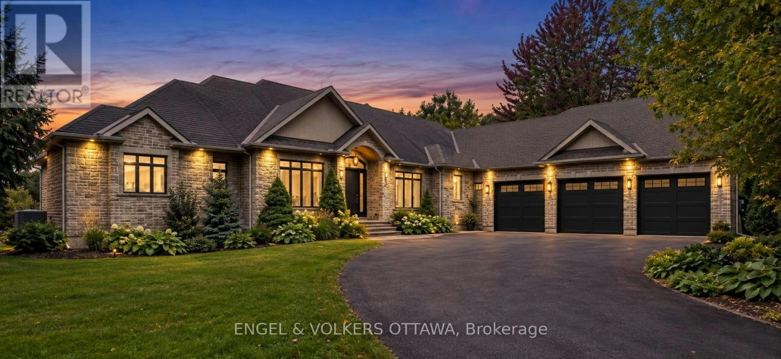 6043 Knights Drive, Manotick, ON, K4M 0A2