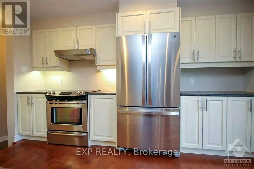 166 Soleil Avenue, Ottawa, ON, K4A 0V9 - 4