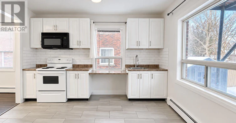 1-5459 Ontario Avenue, Niagara Falls, ON, L2E 3S4 - 3