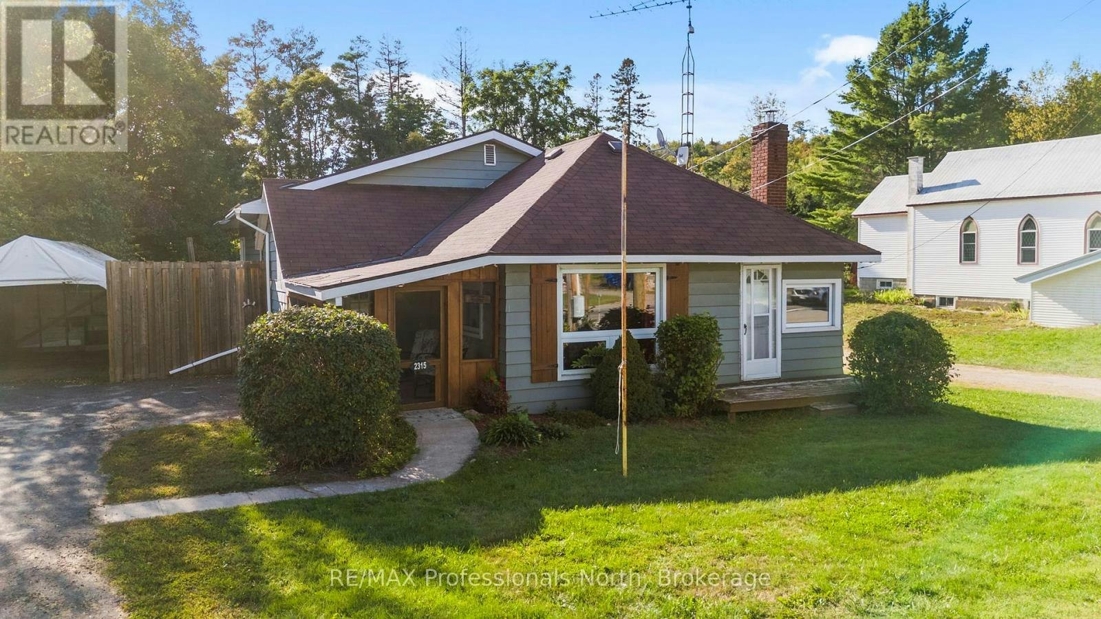 2315 Loop Road, Highlands East, ON, K0L 3C0