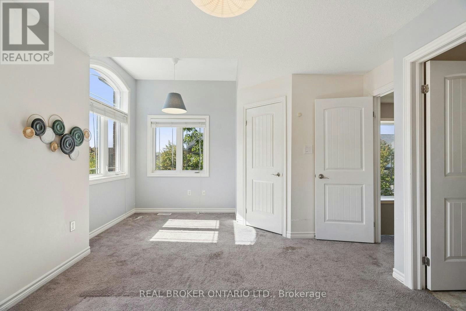 30K-30 Kingsbury Square, Guelph, ON, N1L 0K6 - 18
