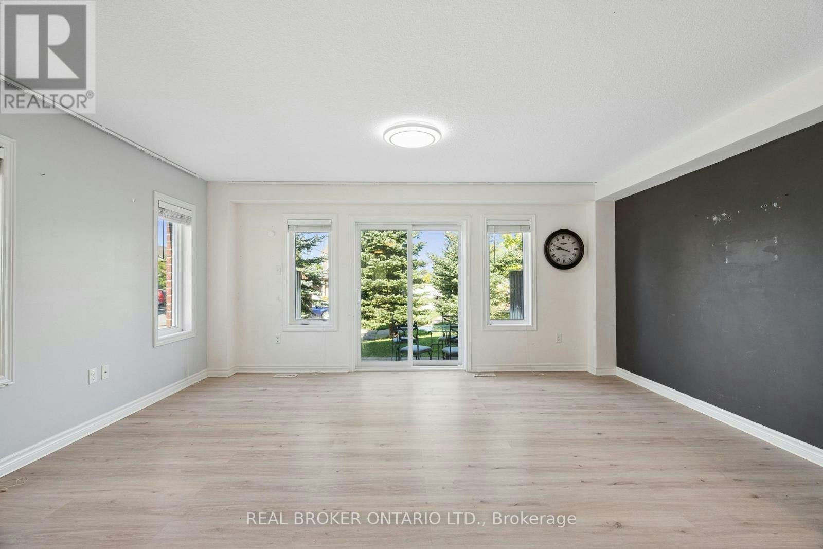 30K-30 Kingsbury Square, Guelph, ON, N1L 0K6 - 11