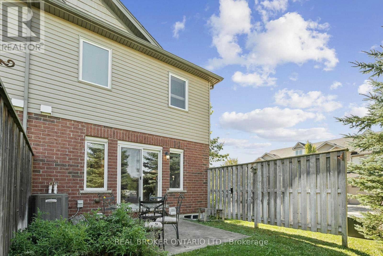 30K-30 Kingsbury Square, Guelph, ON, N1L 0K6 - 31