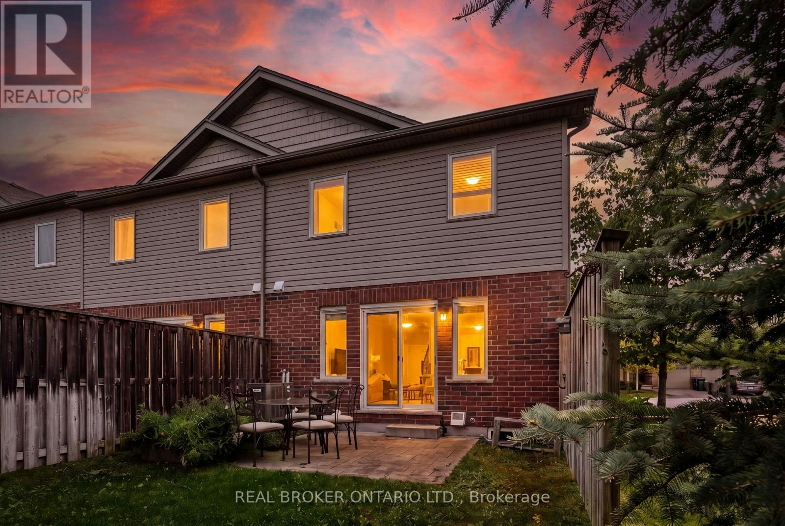 30K-30 Kingsbury Square, Guelph, ON, N1L 0K6 - 30