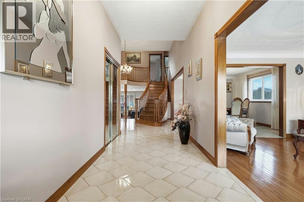 7 Vinehill Drive - 4