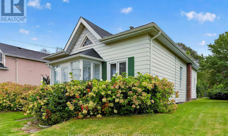 71 Sherbourne Street