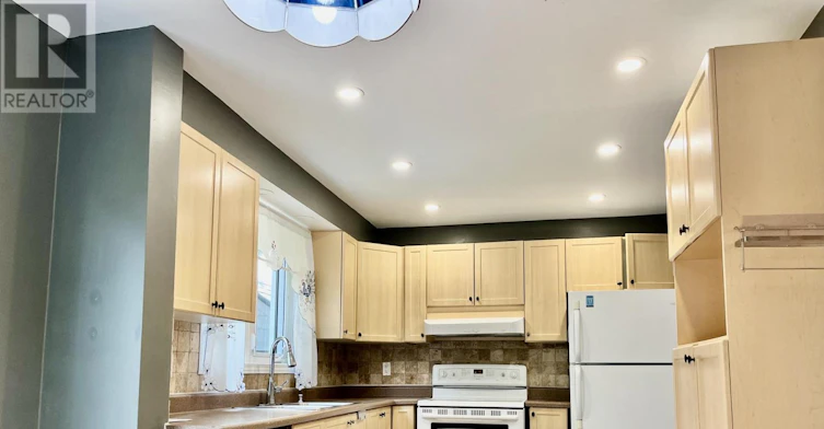 1843 Prestwick Drive, Ottawa, ON, K1E 2R7 - 3