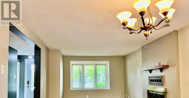 1843 Prestwick Drive, Ottawa, ON, K1E 2R7 - 6