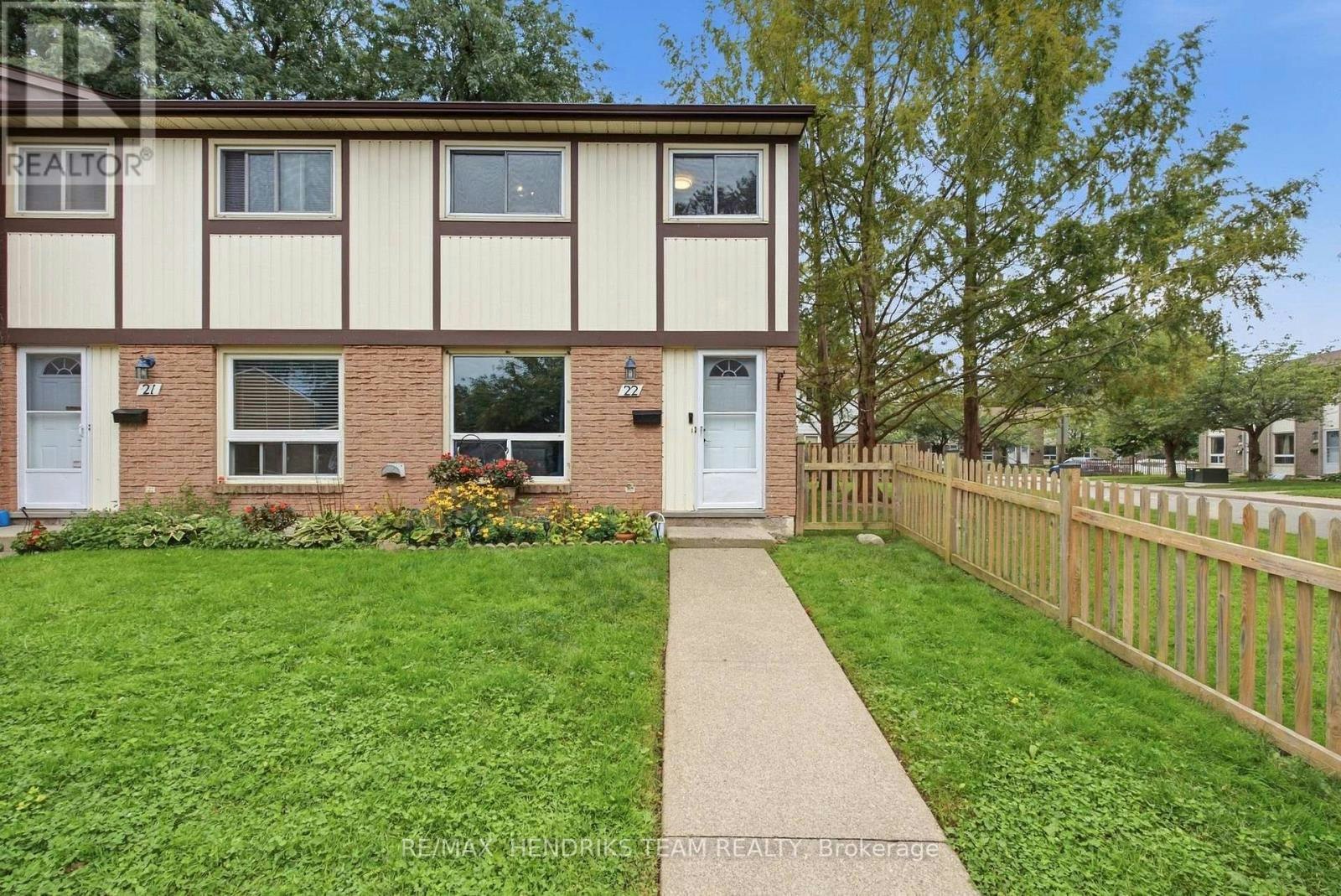 22-25 Linfield Drive, St. Catharines, ON, L2N 5T7