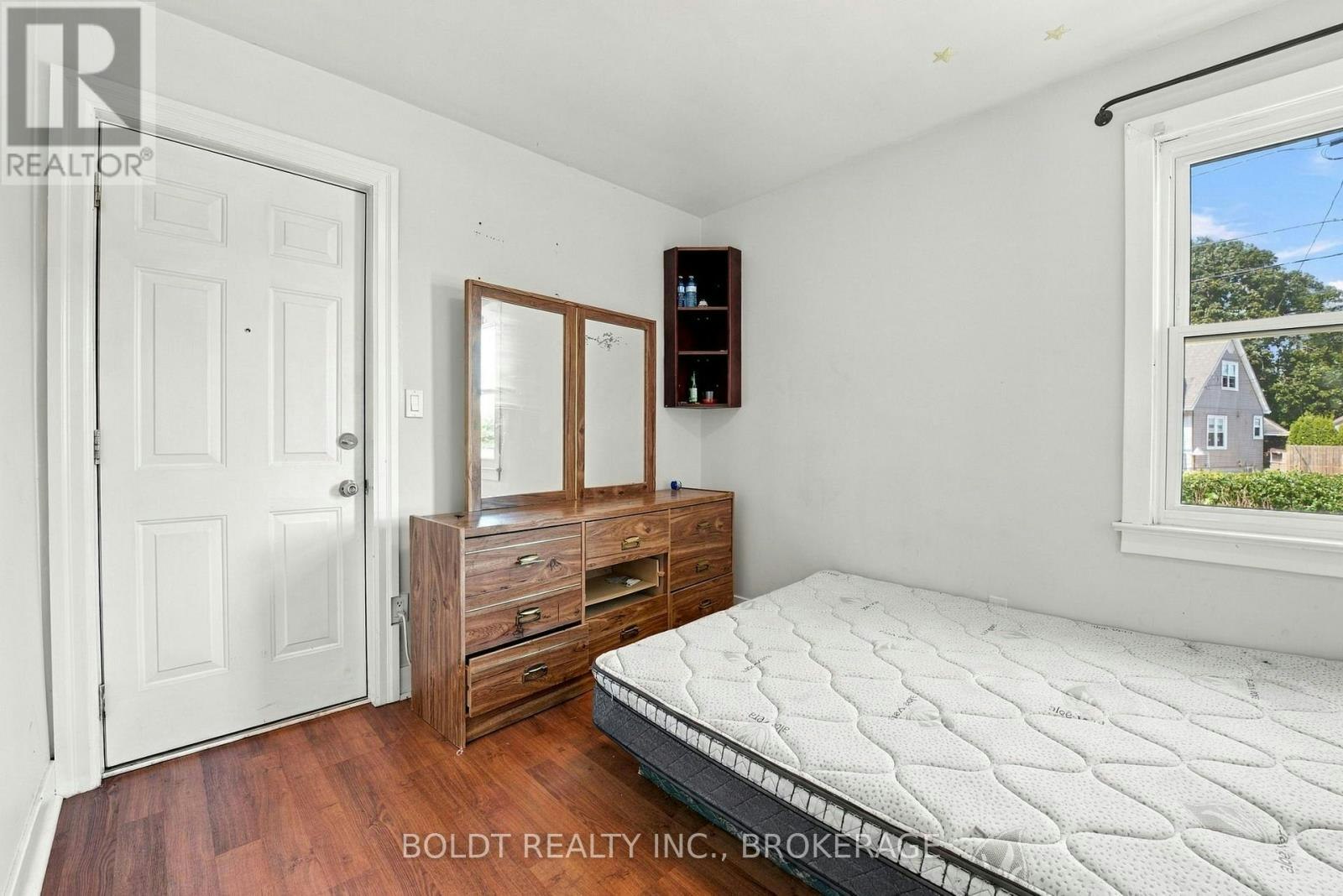UPPER-403 Grantham Avenue, St. Catharines, ON, L2M 5B3 - 20
